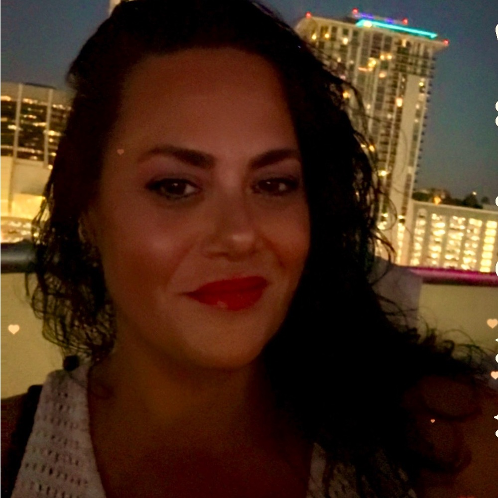 Meet your Posher, Michele